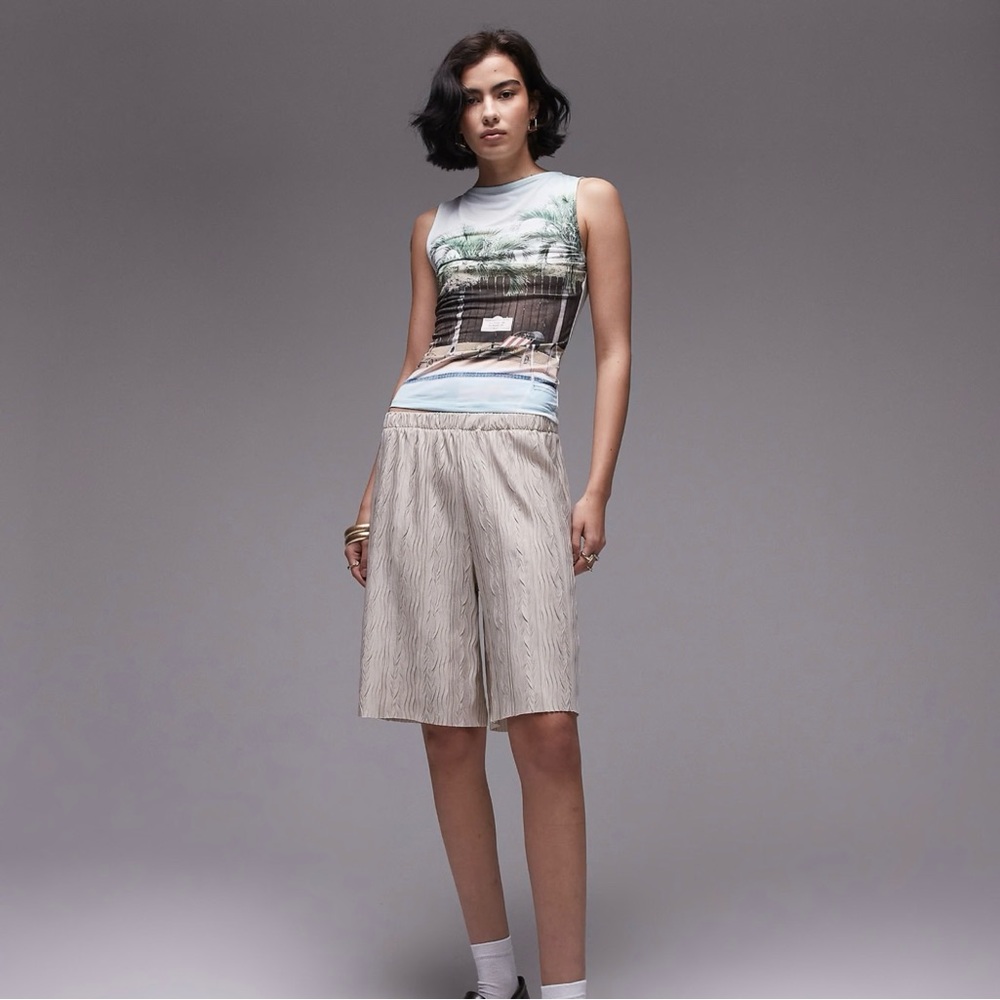 TOPSHOP Scenic Print Sleeveless Top